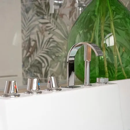 Dimore Piazza Vecchia 卡斯特拉纳格罗泰