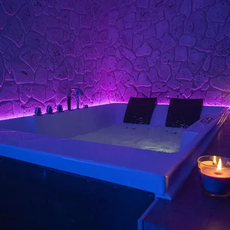 Dimore Piazza Vecchia 卡斯特拉纳格罗泰