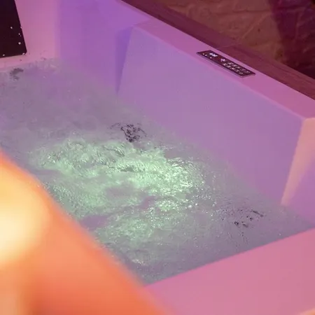 公寓 Dimore Piazza Vecchia 卡斯特拉纳格罗泰